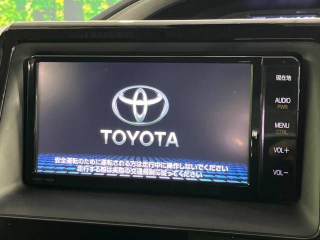 Toyota VOXY 2016-11 19486-2