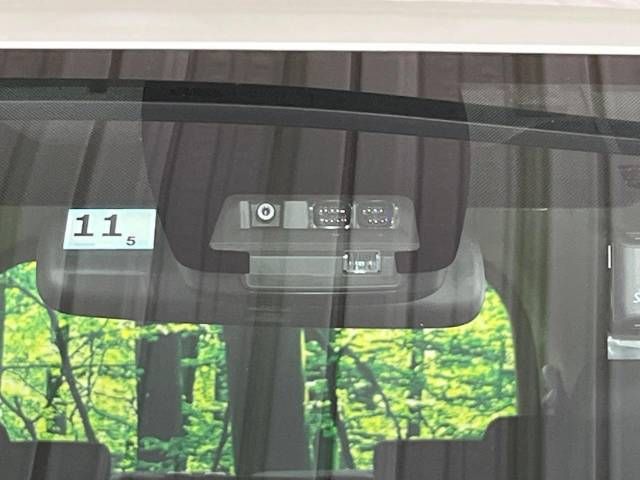 Toyota VOXY 2016-11 19486-5