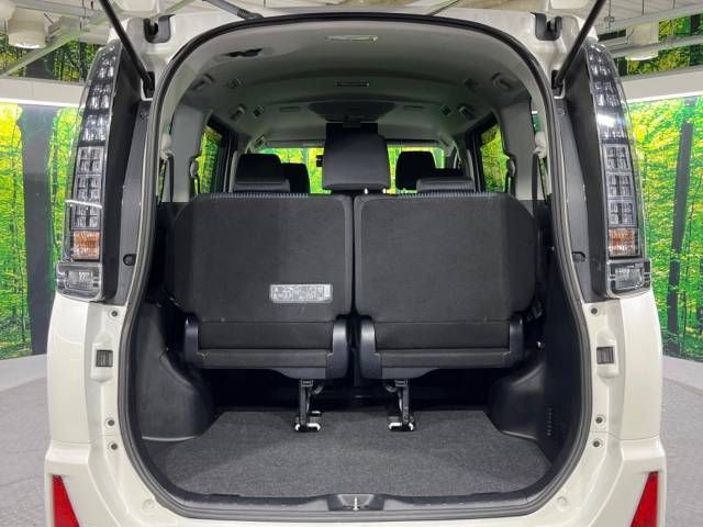 Toyota VOXY 2016-11 19486-12