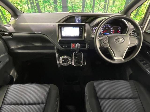 Toyota VOXY 2016-11 19486-1