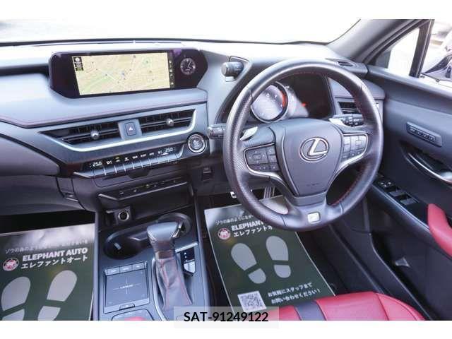Lexus UX 2019-03 313530-5