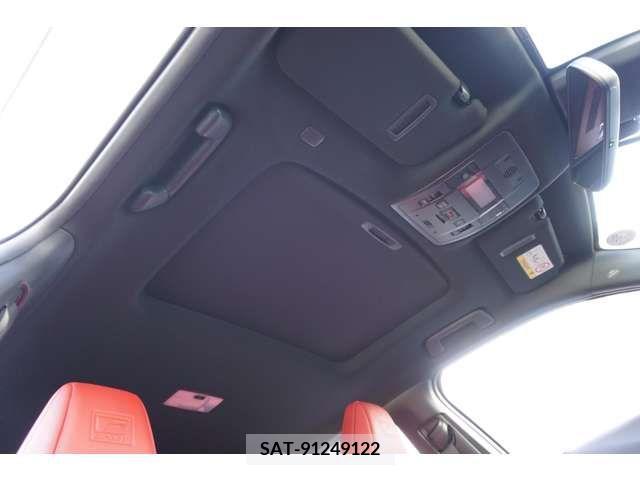 Lexus UX 2019-03 313530-17