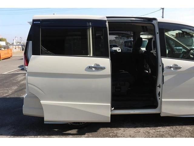 Nissan SERENA 2018-02 188168-9