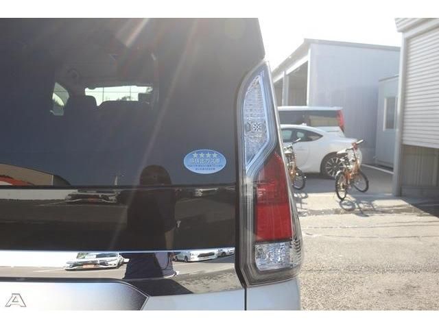 Nissan SERENA 2018-02 188168-5