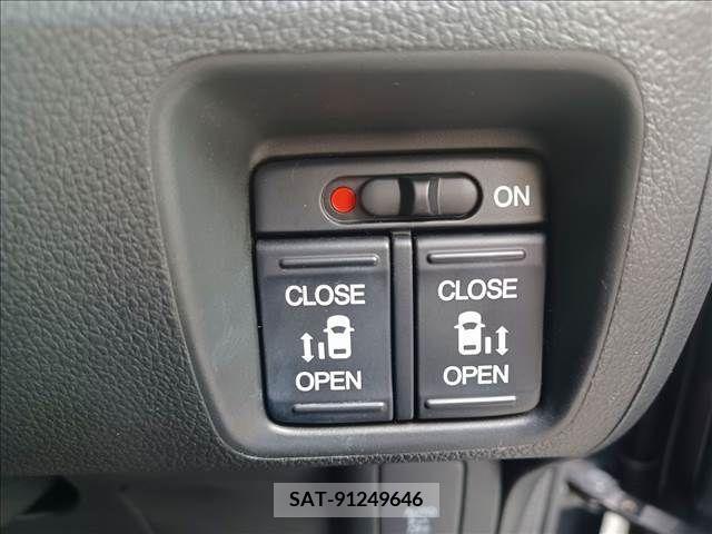 Honda N BOX CUSTOM 2017-06 325693-19