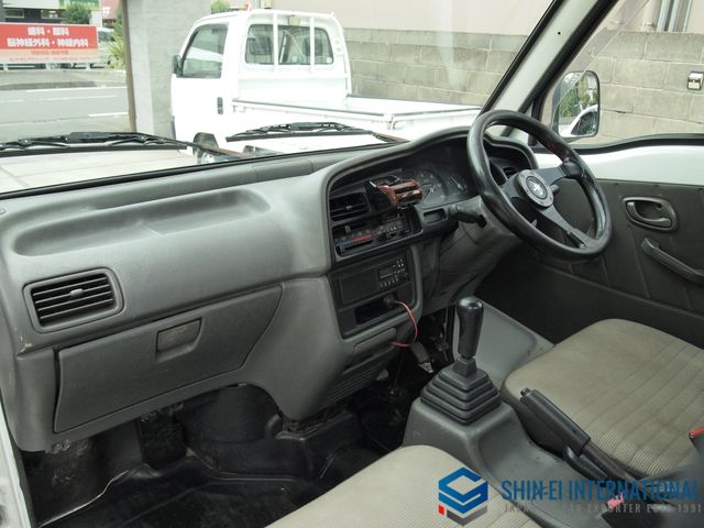Suzuki CARRY TRUCK 1998-01 15720-4