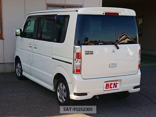 Mitsubishi TOWN BOX 2015-03 287961-8