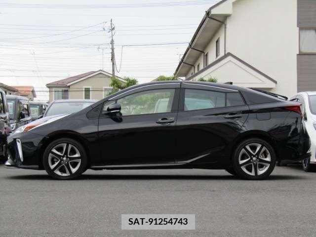 Toyota PRIUS 2020-10 282011-7