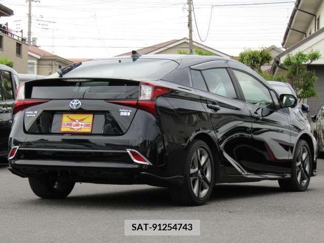 Toyota PRIUS 2020-10 282011-3