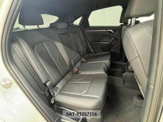 Audi Q3 2021-09 375162-5