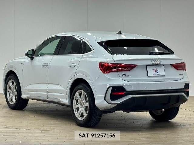 Audi Q3 2021-09 375162-16