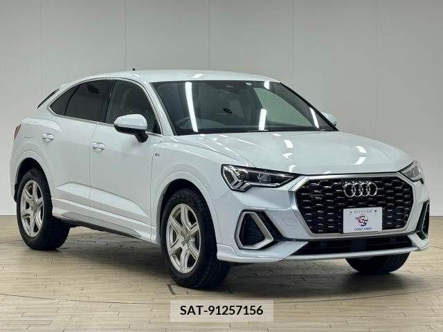 Audi Q3 2021-09 375162-13