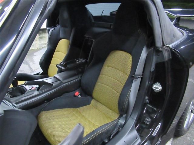 Honda S2000 2009-06 12753-11