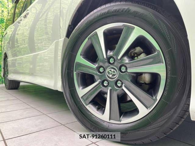 Toyota VOXY 2017-10 374599-14