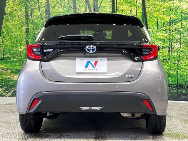 Toyota YARIS 2022-04 182156-15