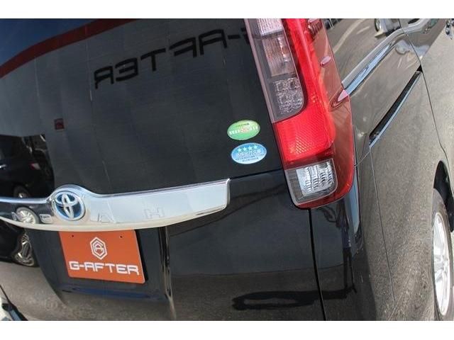 Toyota NOAH 2014-03 8380-13