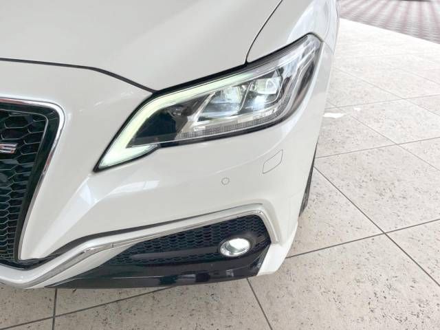 Toyota CROWN SEDAN 2018-07 9622-14