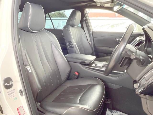 Toyota CROWN SEDAN 2018-07 9622-4