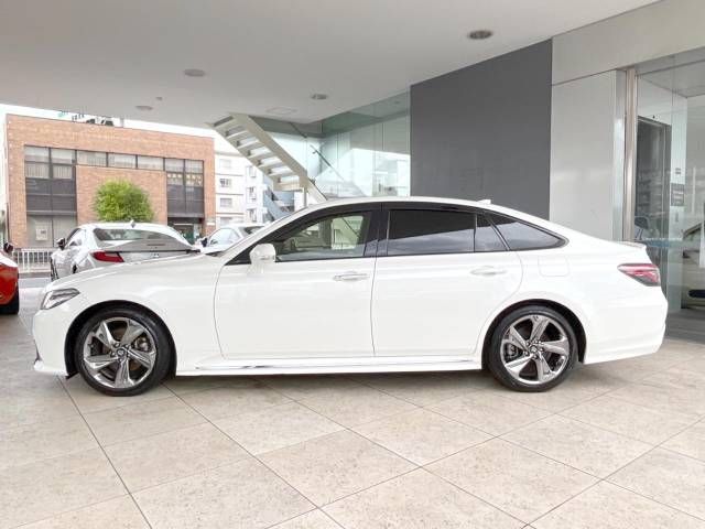 Toyota CROWN SEDAN 2018-07 9622-16
