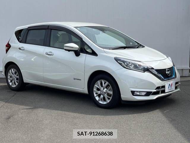 Nissan NOTE 2016-11 298113-16