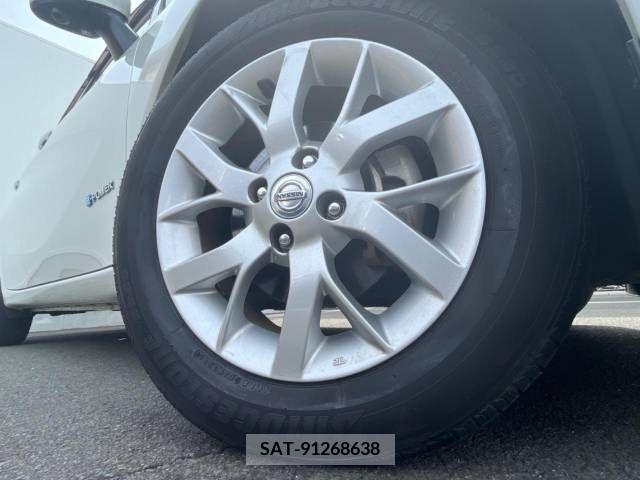 Nissan NOTE 2016-11 298113-13