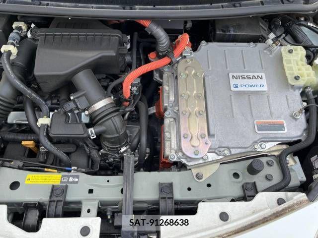 Nissan NOTE 2016-11 298113-18