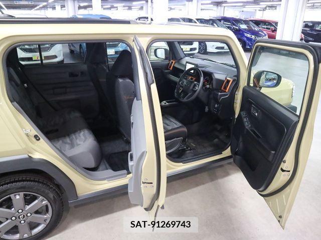 Daihatsu TAFT 2021-11 214006-10