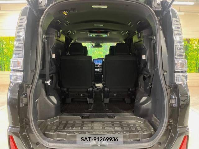 Toyota VOXY 2020-02 321661-11