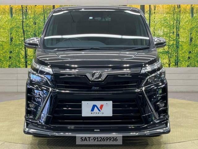 Toyota VOXY 2020-02 321661-15
