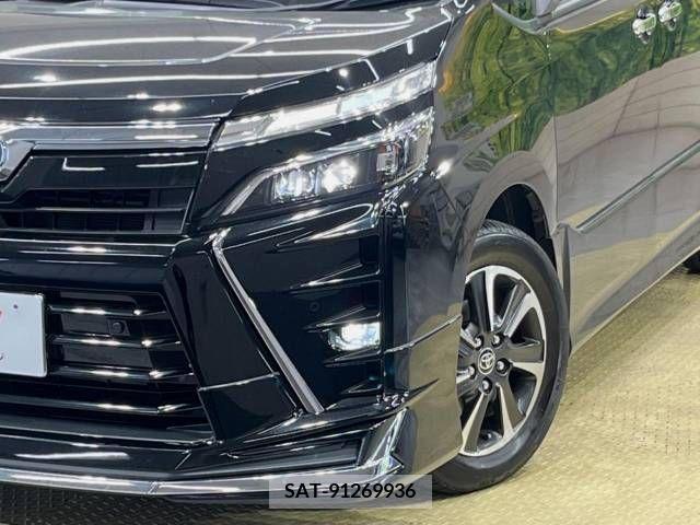 Toyota VOXY 2020-02 321661-13
