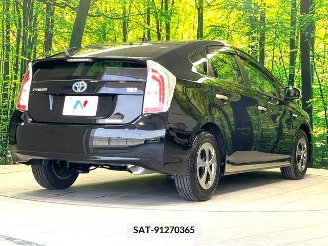 Toyota PRIUS 2015-02 282333-17