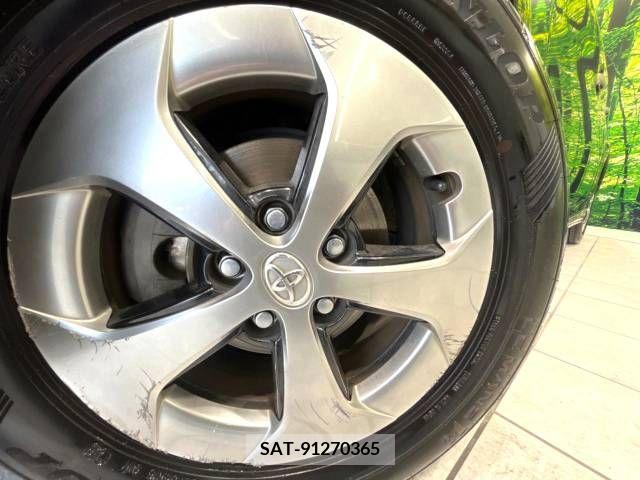Toyota PRIUS 2015-02 282333-13