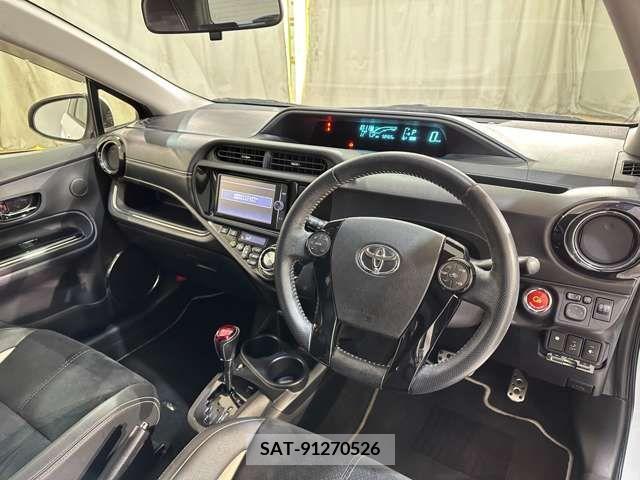 Toyota AQUA 2014-01 236440-12
