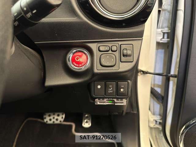 Toyota AQUA 2014-01 236440-16