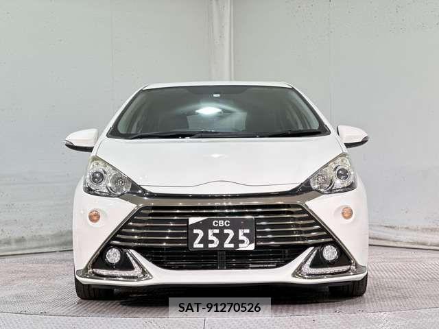 Toyota AQUA 2014-01 236440-6