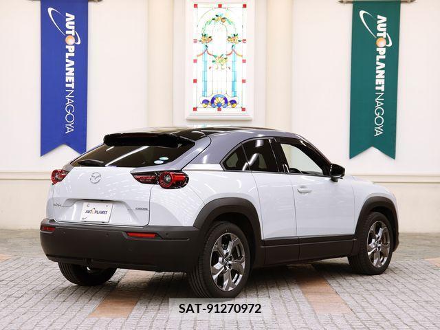 Mazda MX-30 2021-03 212599-2