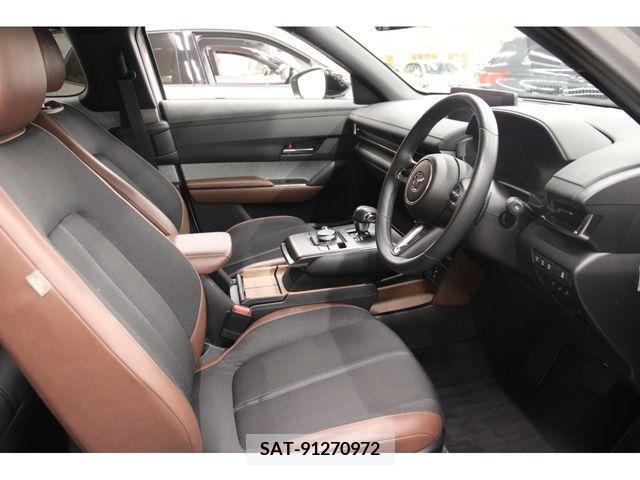 Mazda MX-30 2021-03 212599-15