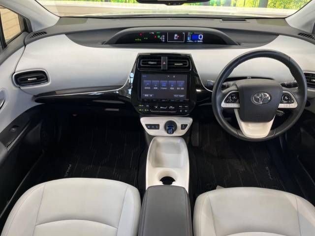 Toyota PRIUS 2016-06 186490-1