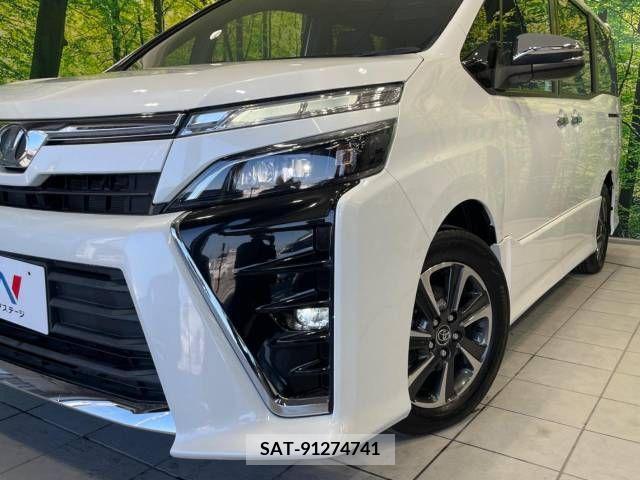 Toyota VOXY 2018-10 289367-13