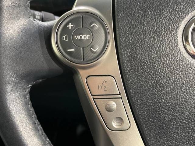Toyota PRIUS PHV 2014-07 182273-7