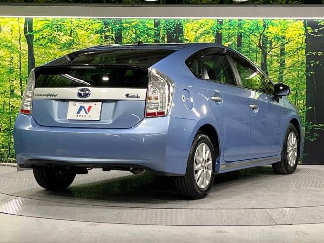 Toyota PRIUS PHV 2014-07 182273-17