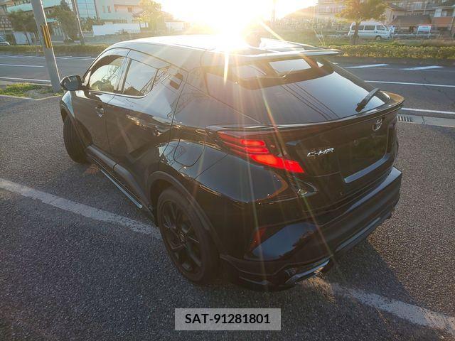 Toyota C-HR 2023-02 230418-3