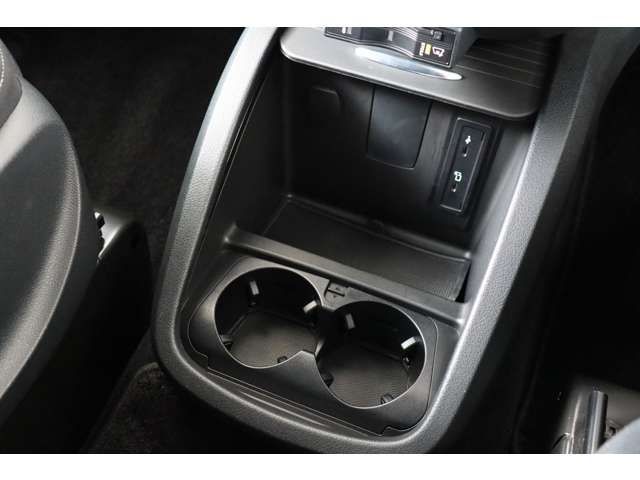 Mercedes Benz V-CLASS 2021-06 10179-18