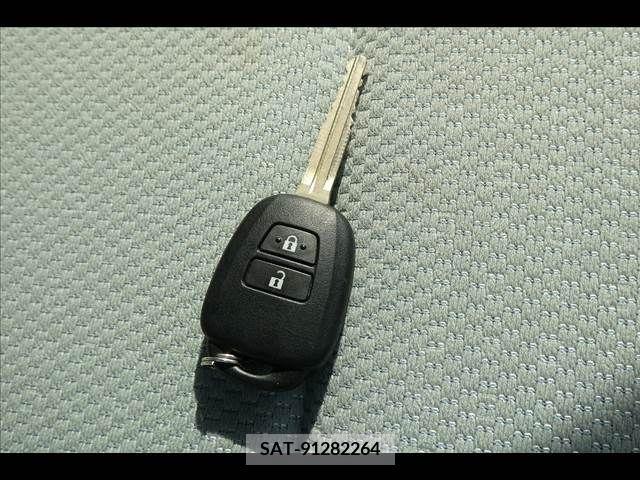 Toyota AQUA 2016-11 291851-4