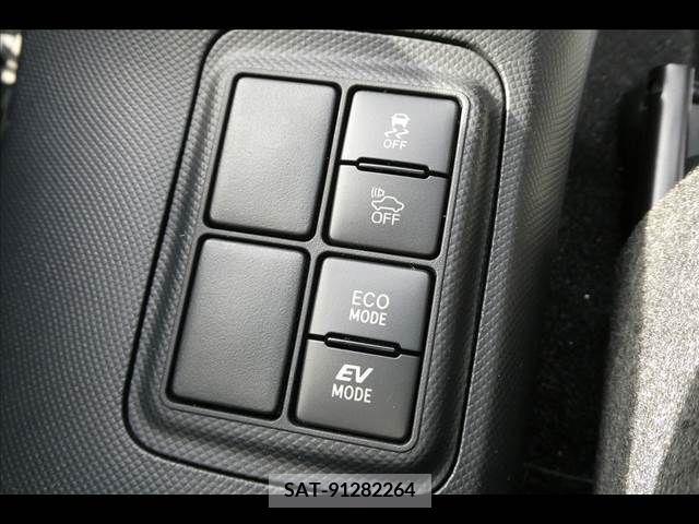 Toyota AQUA 2016-11 291851-6