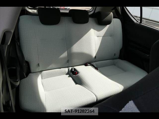 Toyota AQUA 2016-11 291851-10