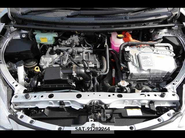 Toyota AQUA 2016-11 291851-12