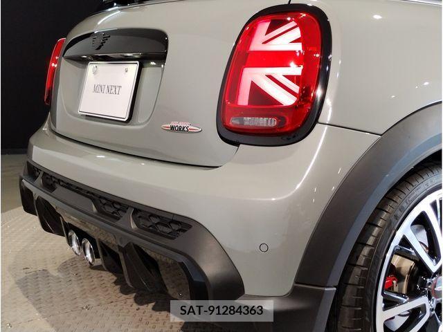 Bmw MINI 2022-10 342067-11