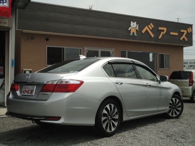 Honda ACCORD HYBRID 2015-10 3210-2