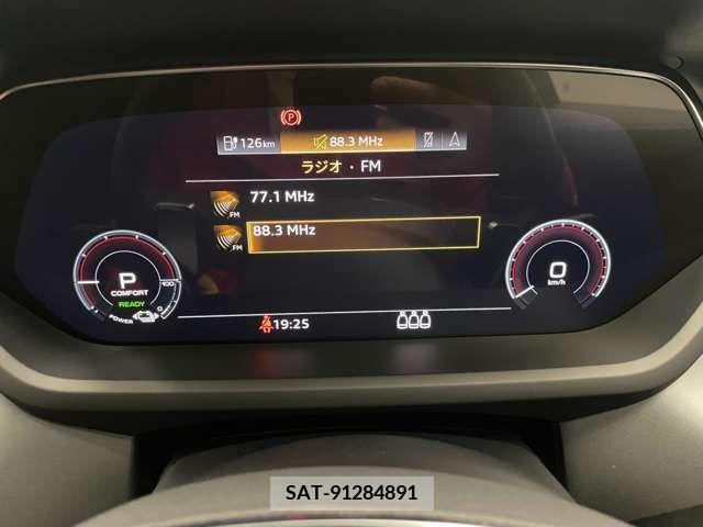 Audi E-TRON 2022-08 216665-8